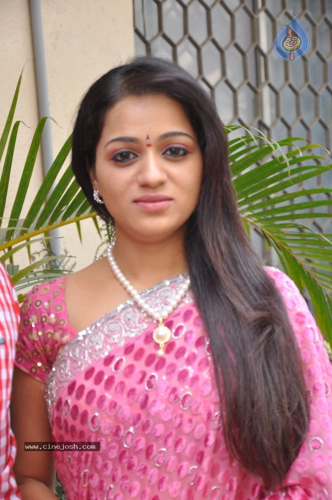 Reshma Latest Stills - 31 / 46 photos