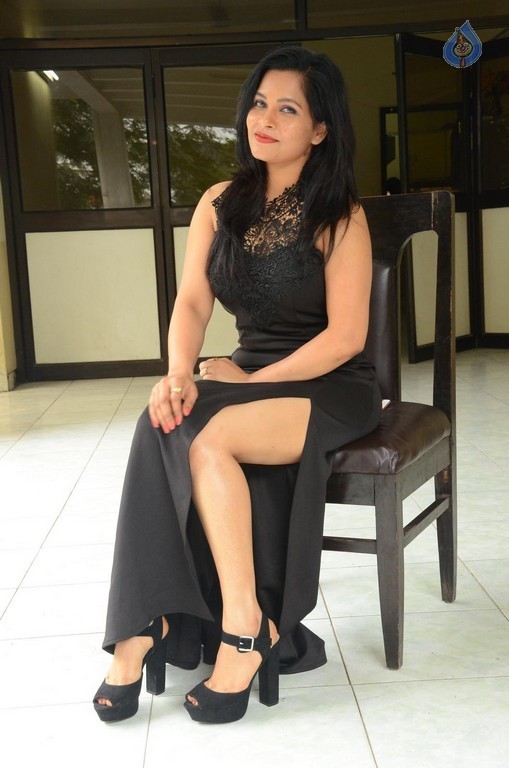 Revathi Chowdary New Gallery - 6 / 42 photos