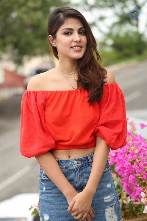 Rhea Chakraborty New Stills - 1 / 55 photos