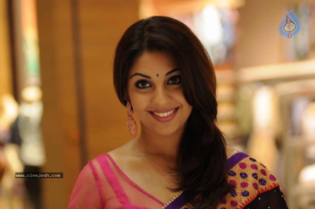 Richa Gangopadhyay Latest Photos - 28 / 47 photos
