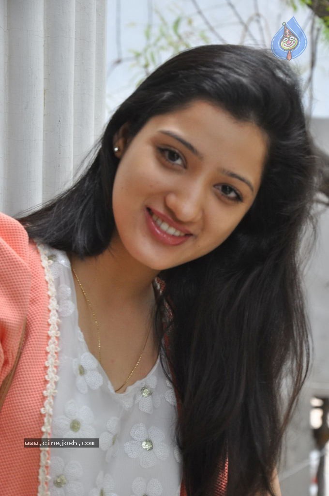 Richa Panai Latest Photos - 25 / 90 photos