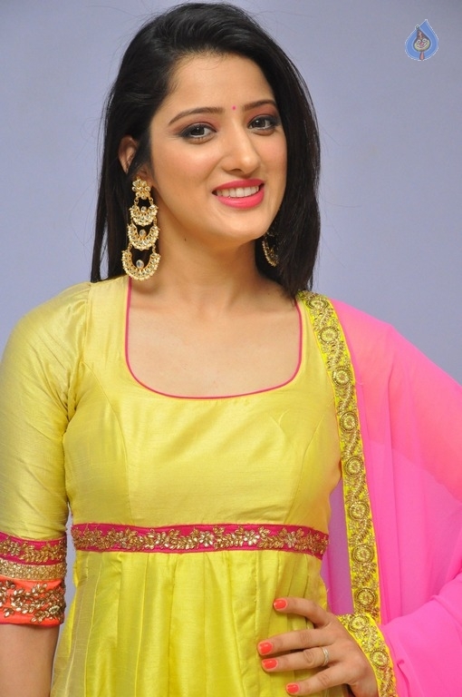 Richa Panai Latest Photos - 21 / 21 photos