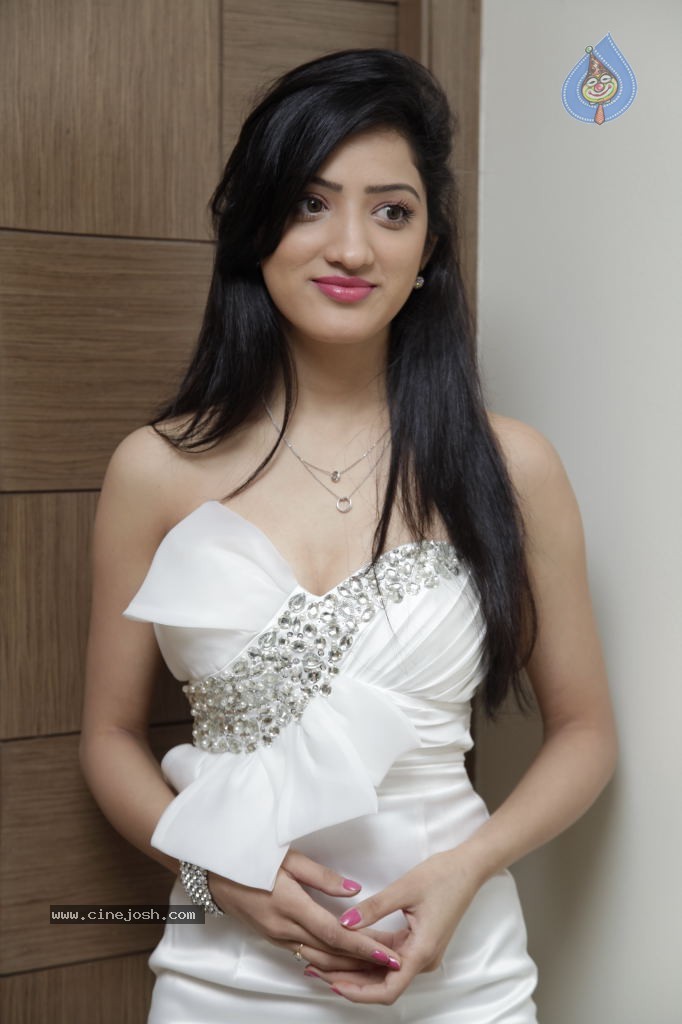 Richa Panai New Hot Stills - 1 / 44 photos