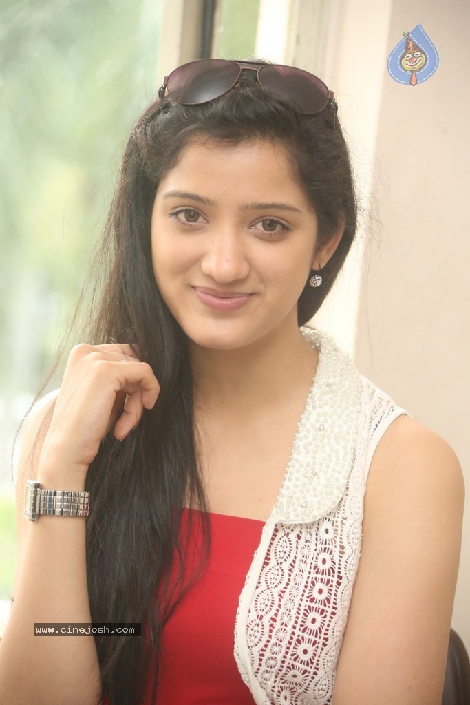 Richa Panai New Photos - 44 / 95 photos