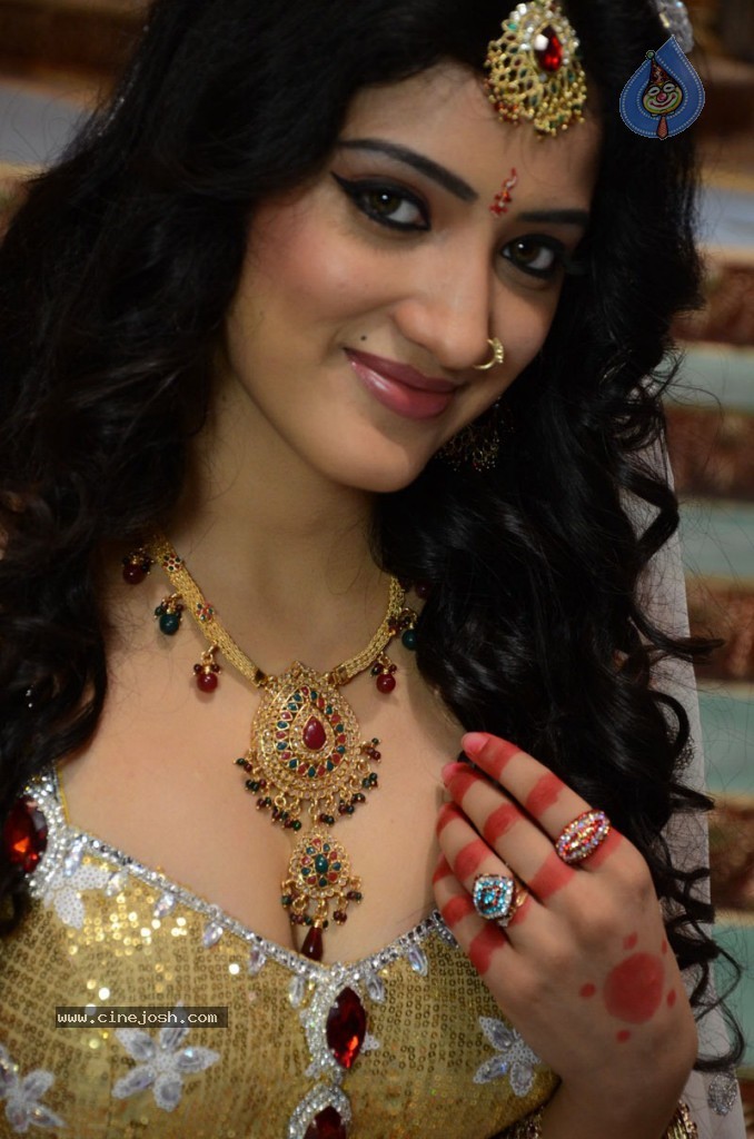 Richapanay Hot Stills - 14 / 63 photos