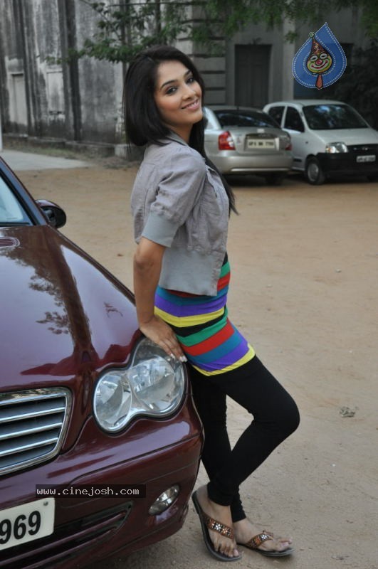 Rithika Latest Stills - 25 / 63 photos