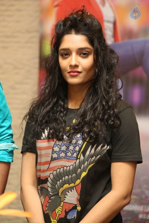 Ritika Singh Latest Photos - 11 / 34 photos