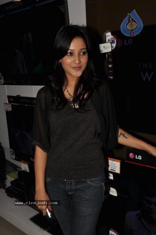 Ritu Barmecha Latest Stills - 42 / 64 photos