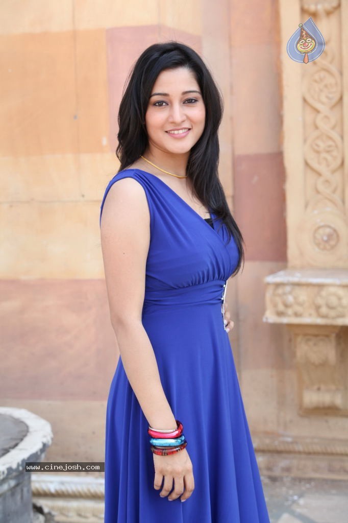 Ritu Barmecha New Pics - 28 / 53 photos