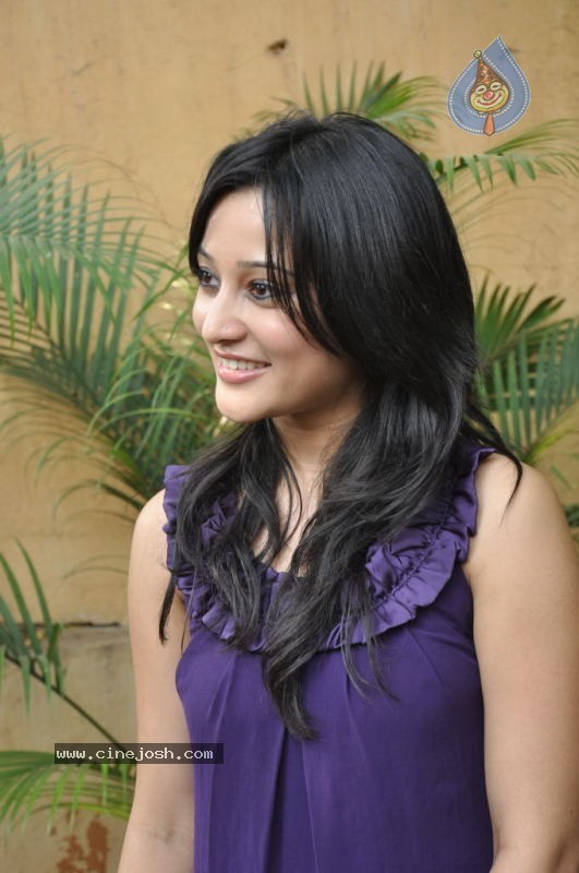 Ritu Barmecha Photos - 14 / 105 photos