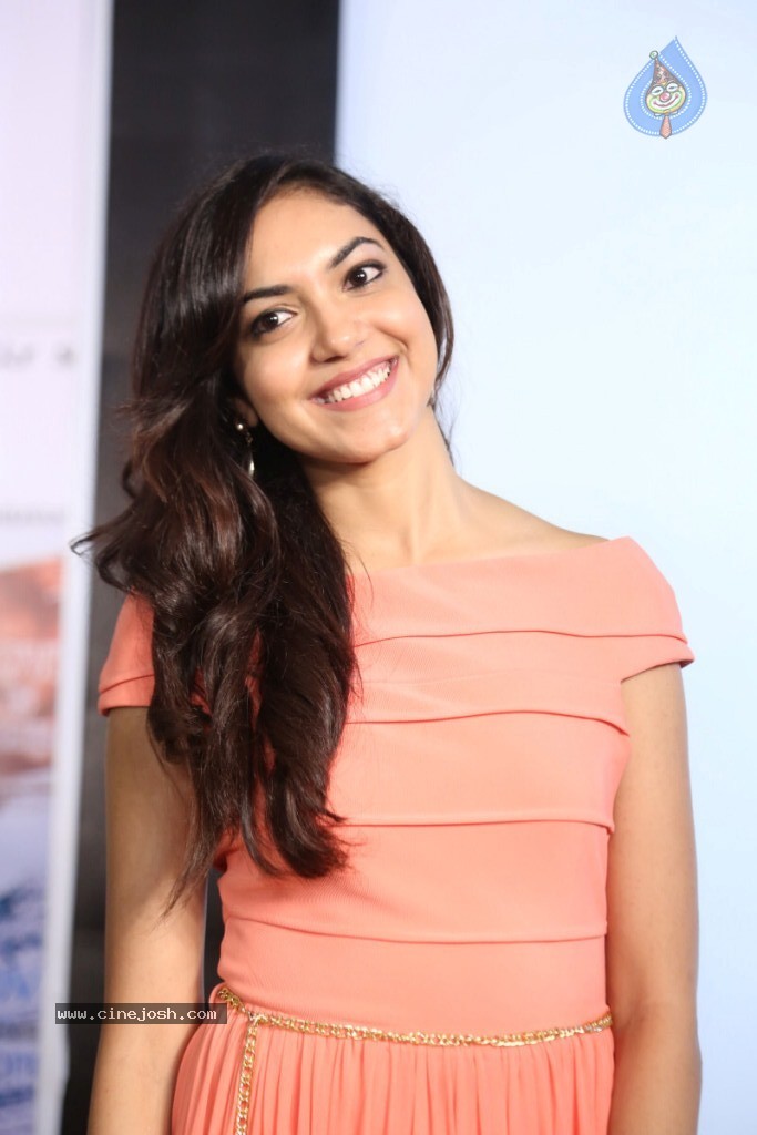 Ritu New Stills - 20 / 74 photos