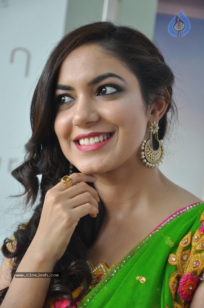 Ritu Varma Cute Stills - 49 / 120 photos