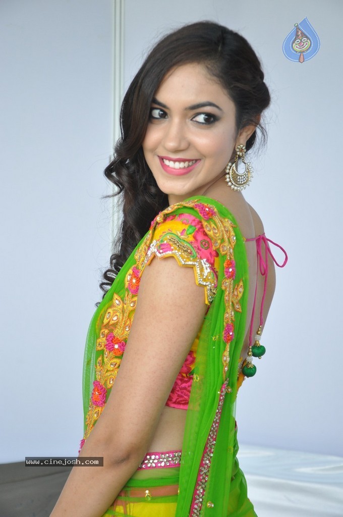 Ritu Varma Cute Stills - 74 / 120 photos