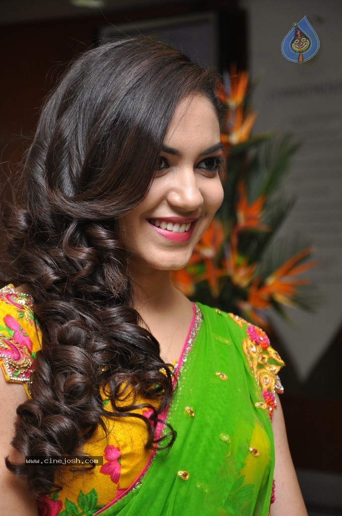 Ritu Varma Cute Stills - 117 / 120 photos