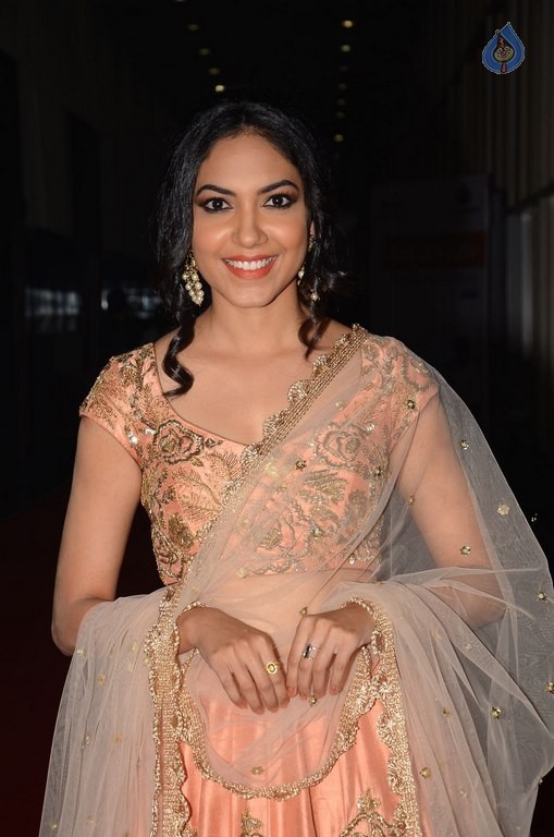 Ritu Varma Latest Photos - 36 / 40 photos