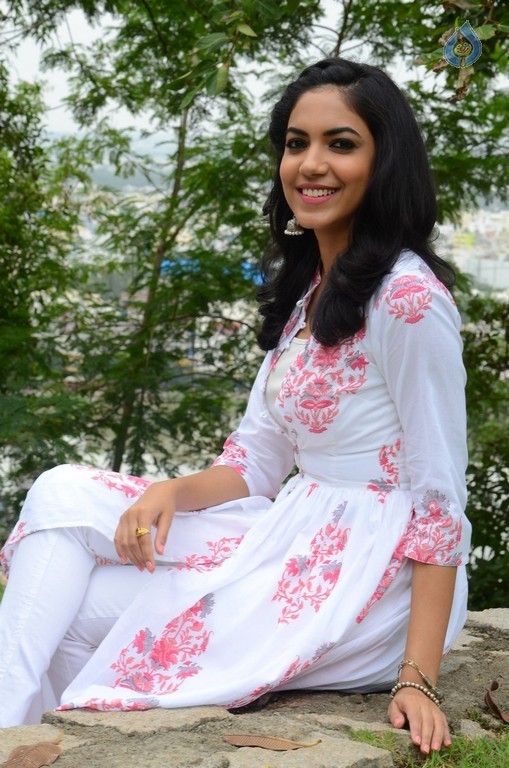 Ritu Varma Latest Pics - 4 / 32 photos