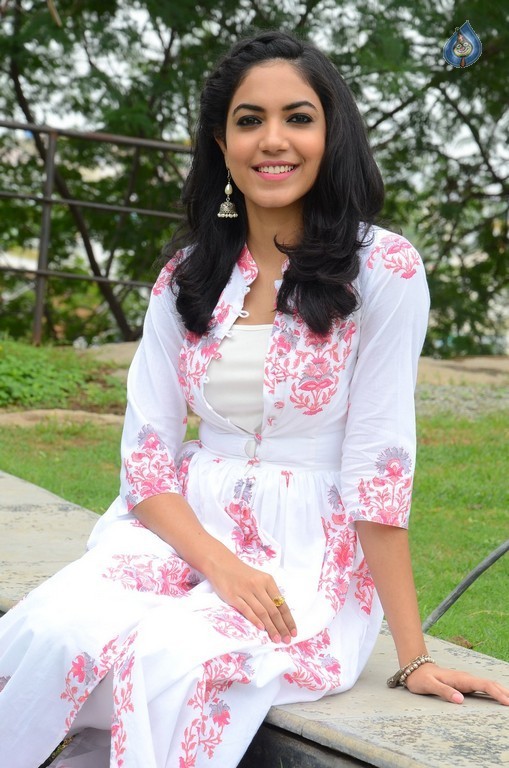 Ritu Varma Latest Pics - 10 / 32 photos
