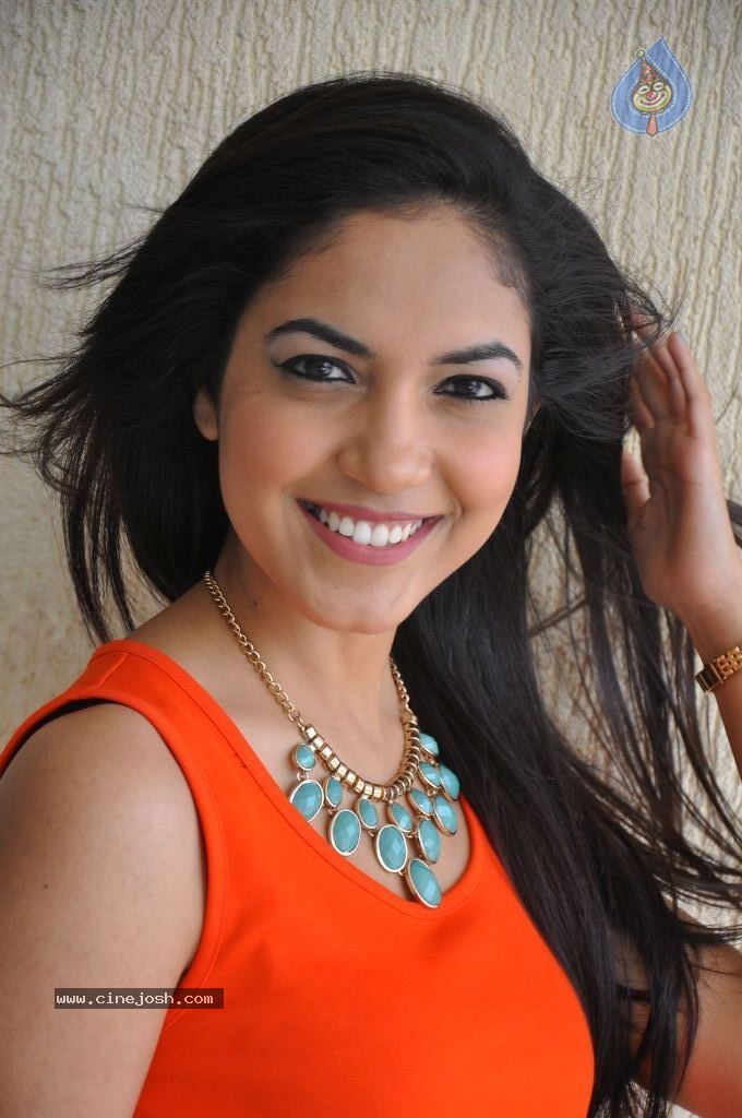 Ritu Varma New Pics - 29 / 80 photos
