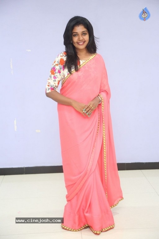 Riythvika Photos - 21 / 21 photos