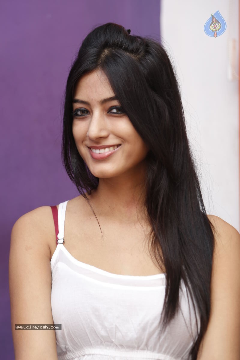 Ruby Parihar Hot Photos - 59 / 113 photos