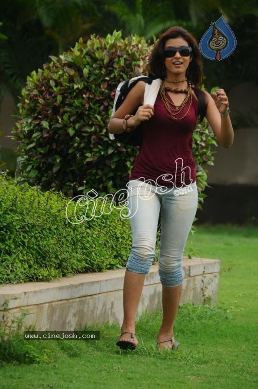 Ruby Stills - 7 / 60 photos