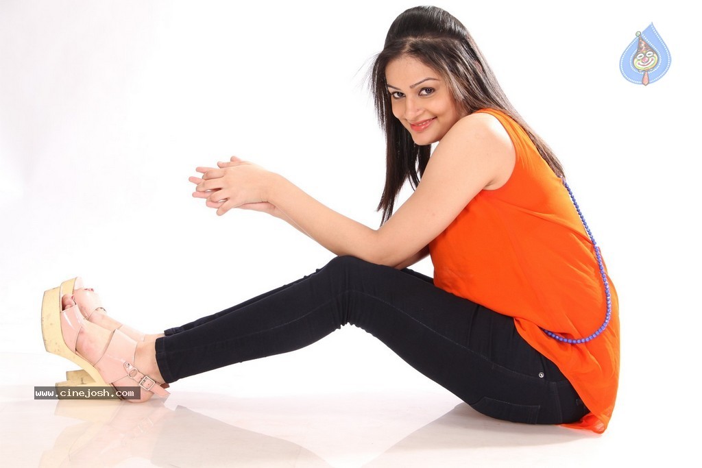 Rupal Photoshoot Stills - 35 / 69 photos