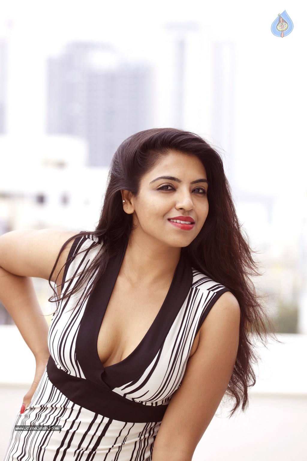 Saasha Gopinath Photo Shoot - 22 / 36 photos