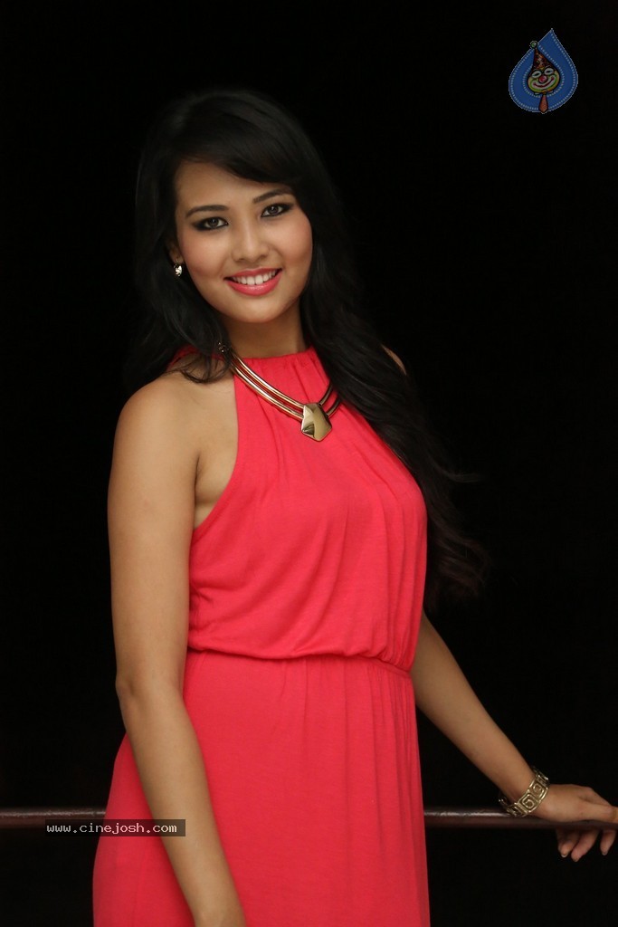 Sagarika Chhetri Stills - 40 / 89 photos