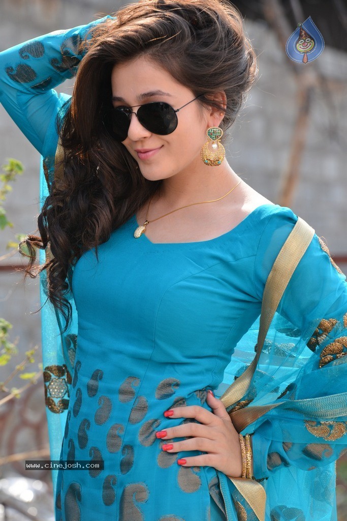 Saheba Subramanyam Heroine Priyal Gor Stills - 7 / 135 photos