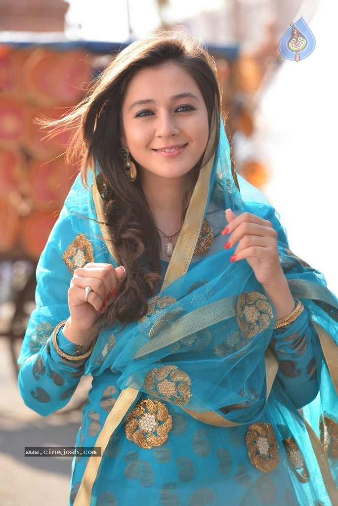 Saheba Subramanyam Heroine Priyal Gor Stills - 51 / 135 photos