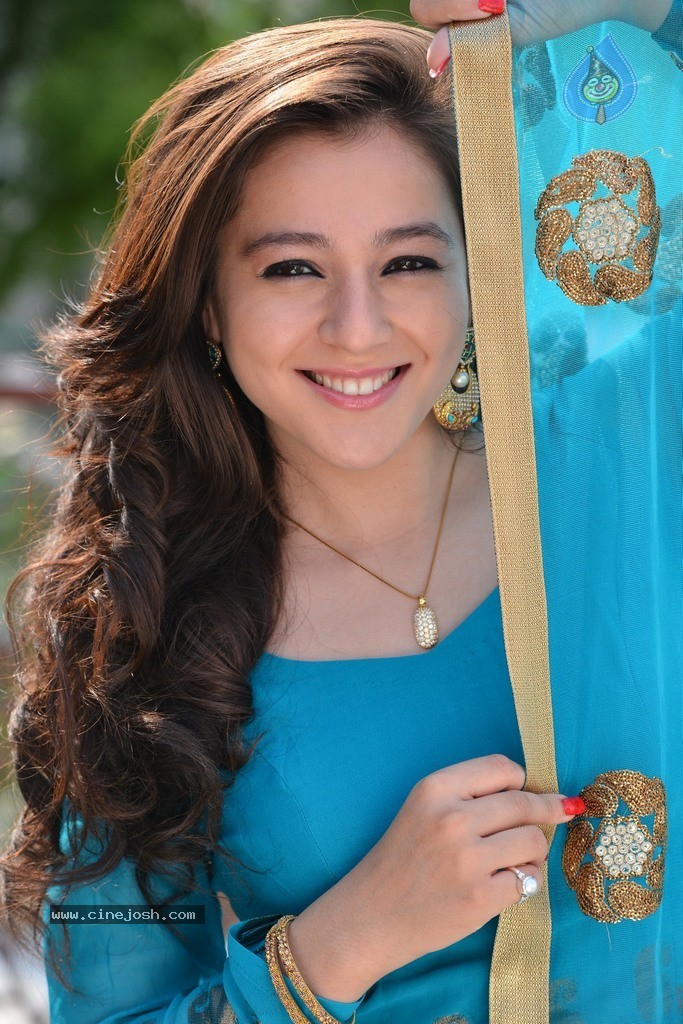 Saheba Subramanyam Heroine Priyal Gor Stills - 77 / 135 photos