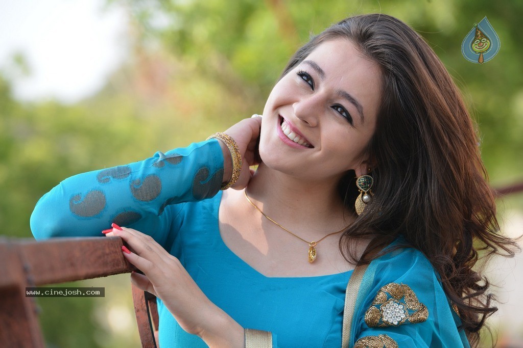 Saheba Subramanyam Heroine Priyal Gor Stills - 106 / 135 photos
