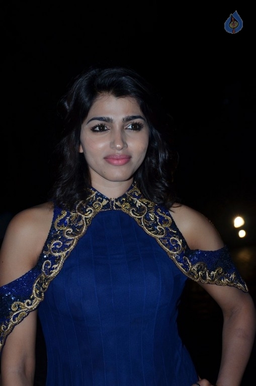 Sai Dhanshika Latest Photos - 17 / 21 photos