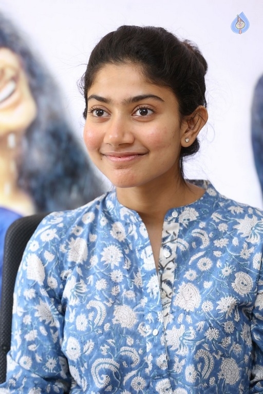 Sai Pallavi Fidaa Interview Photos - 31 / 42 photos
