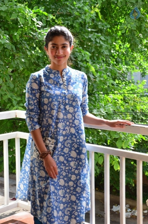 Sai Pallavi Fidaa Interview Photos - 32 / 42 photos