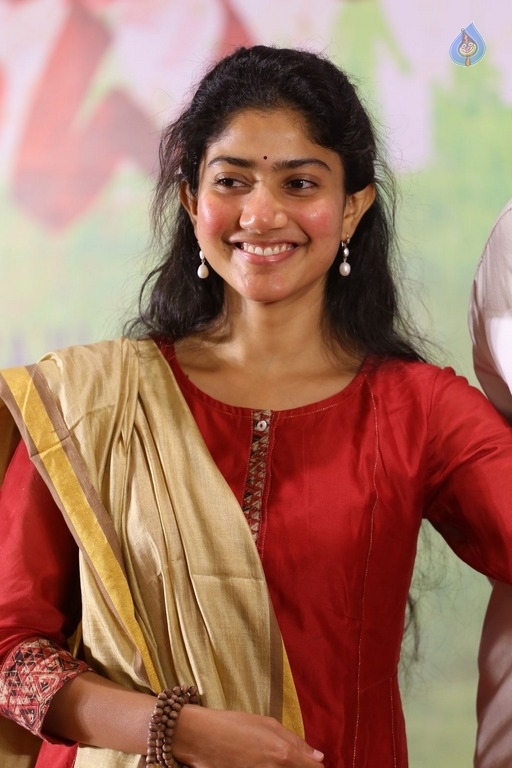 Sai Pallavi Latest Gallery - 7 / 13 photos