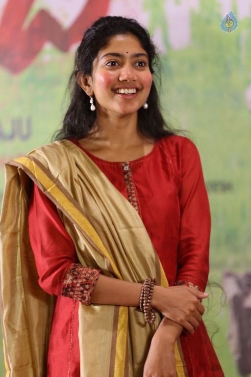 Sai Pallavi Latest Gallery - 9 / 13 photos