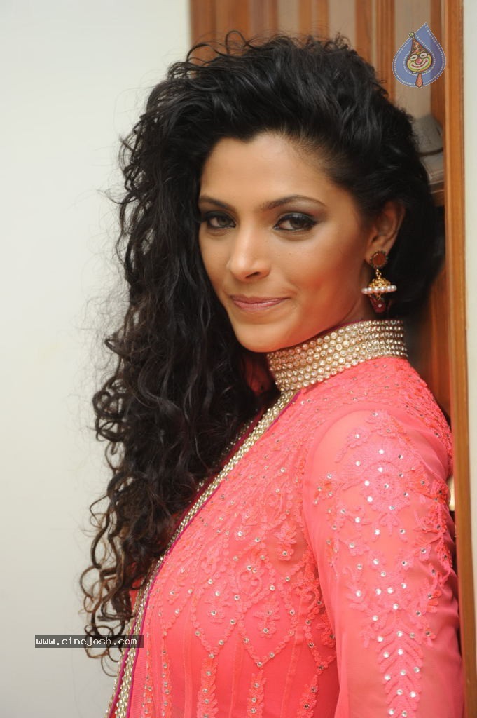 Saiyami Kher New Stills - 10 / 94 photos