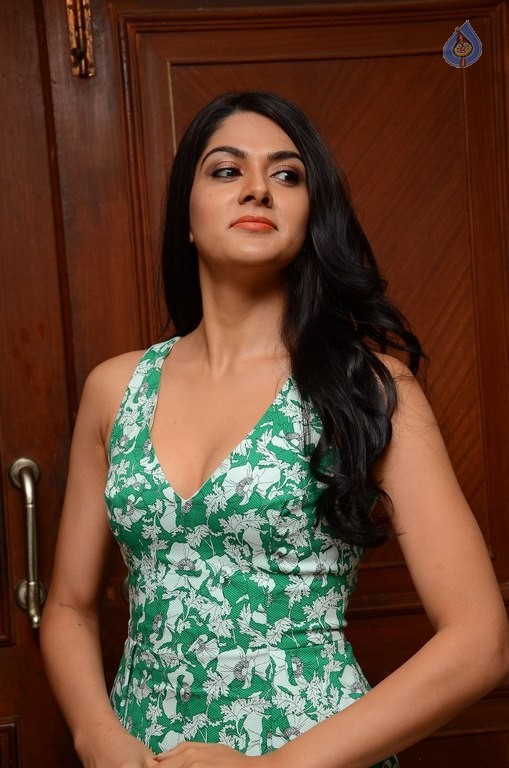 Sakshi Chaudhary Latest Photos - 48 / 50 photos