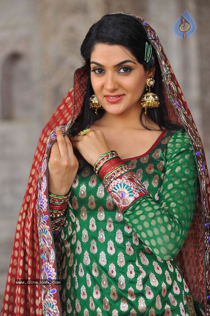 Sakshi Choudary Gallery - 103 / 152 photos