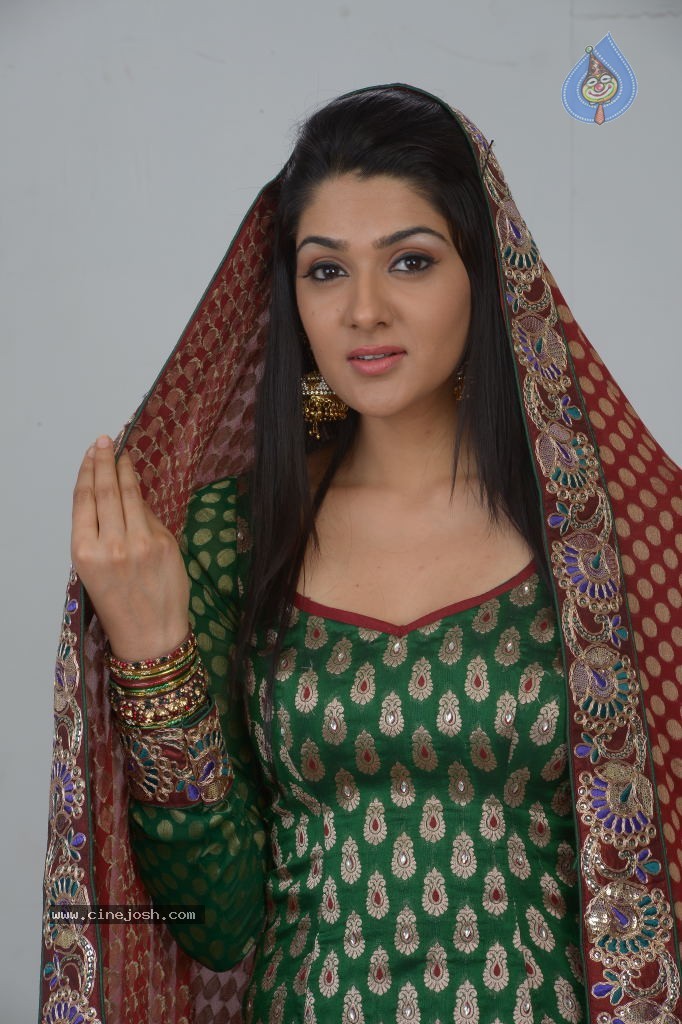 Sakshi Choudary Gallery - 115 / 152 photos