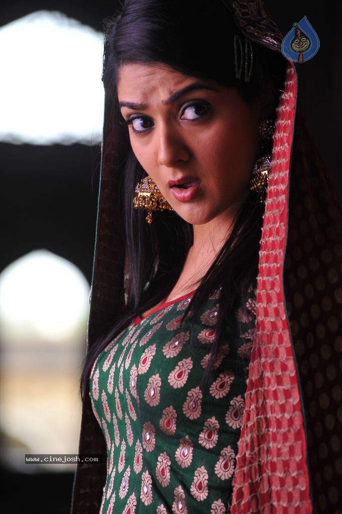 Sakshi Choudary Gallery - 121 / 152 photos