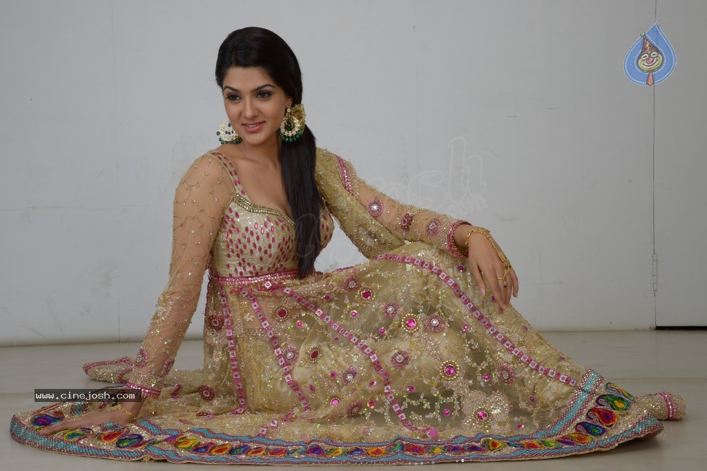 Sakshi Choudary Hot Gallery - 106 / 127 photos