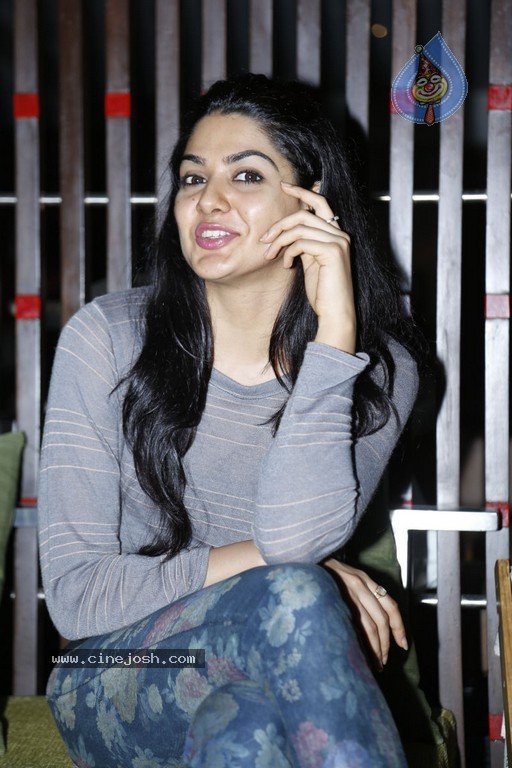 Sakshi Choudary Latest Stills - 56 / 106 photos