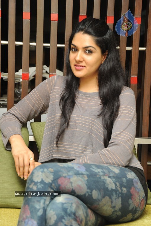 Sakshi Choudary Latest Stills - 63 / 106 photos