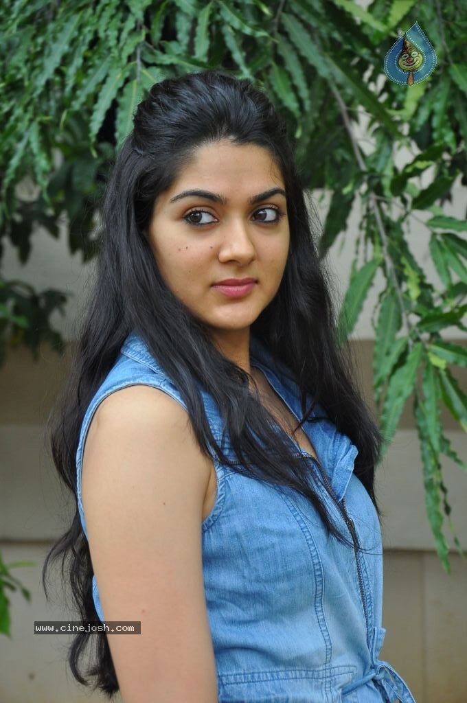 Sakshi Choudary Stills - 57 / 141 photos