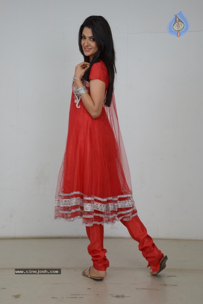 Sakshi Choudhary New Stills - 1 / 63 photos