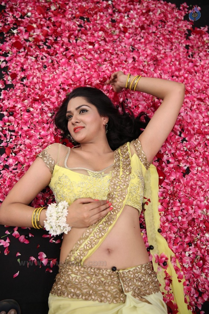 Sakshi Chowdary Latest Gallery  - 72 / 75 photos