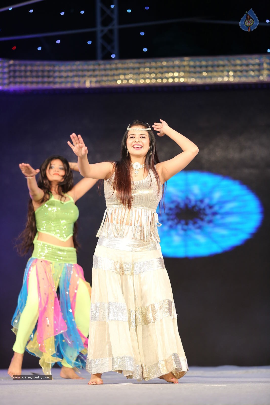 Saloni at Gama Awards 2014 - 28 / 35 photos