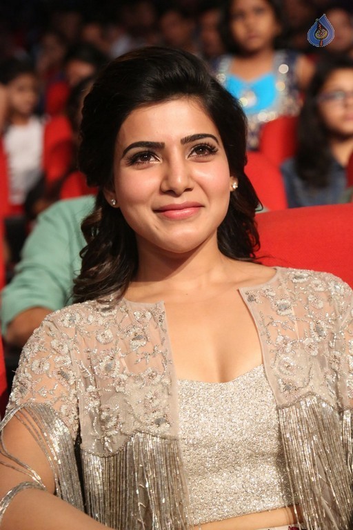 Samantha at A Aa Audio Launch - 33 / 41 photos